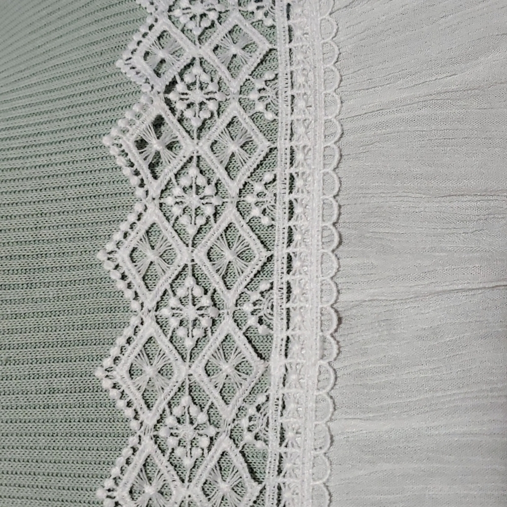 Nicole top white color - Picture 3 of 7